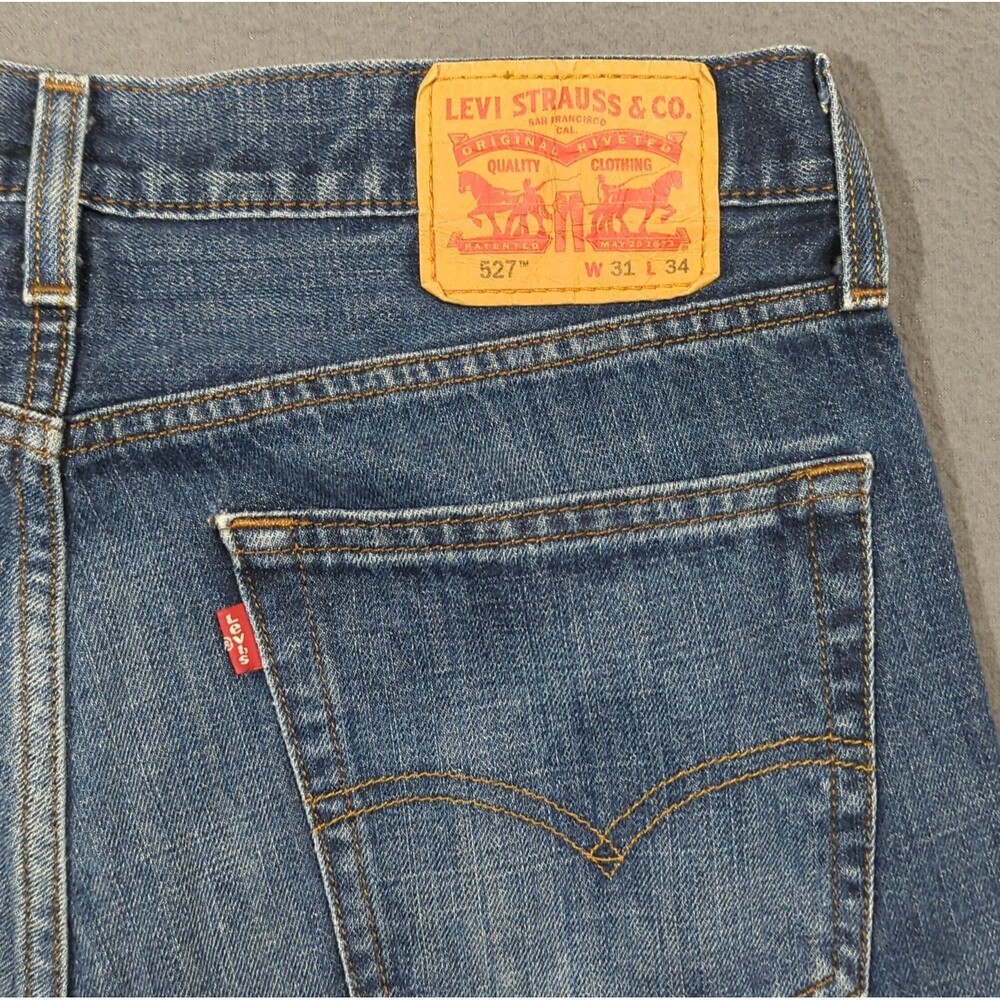 Levi's Jeans Men's 31x34 Fits 32x33 Blue 527 Slim Fit Boot Cut Denim